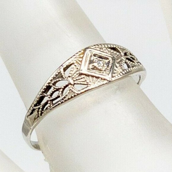 ANTIQUE NATURAL DIAMOND 14K WHITE GOLD RING